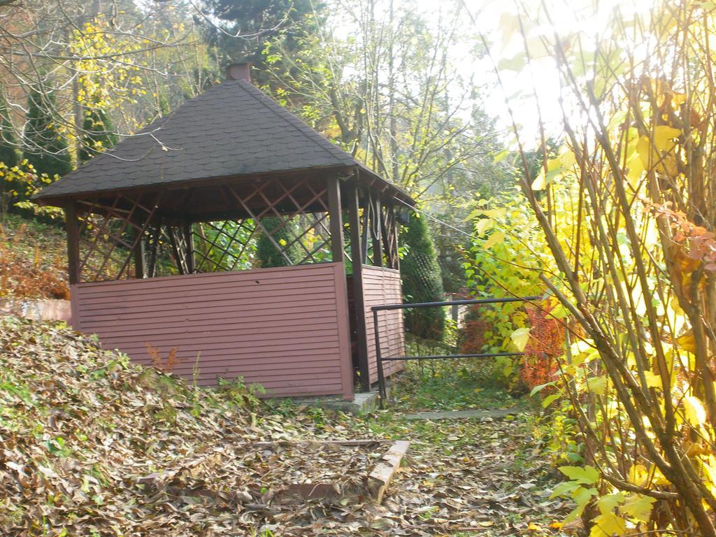 Osrodek Wypoczynkowy Ognisko Hotel Krynica Zdroj Exterior photo